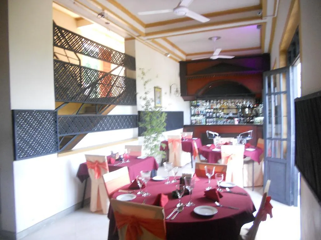 Hotel Senkada Rest Kandy