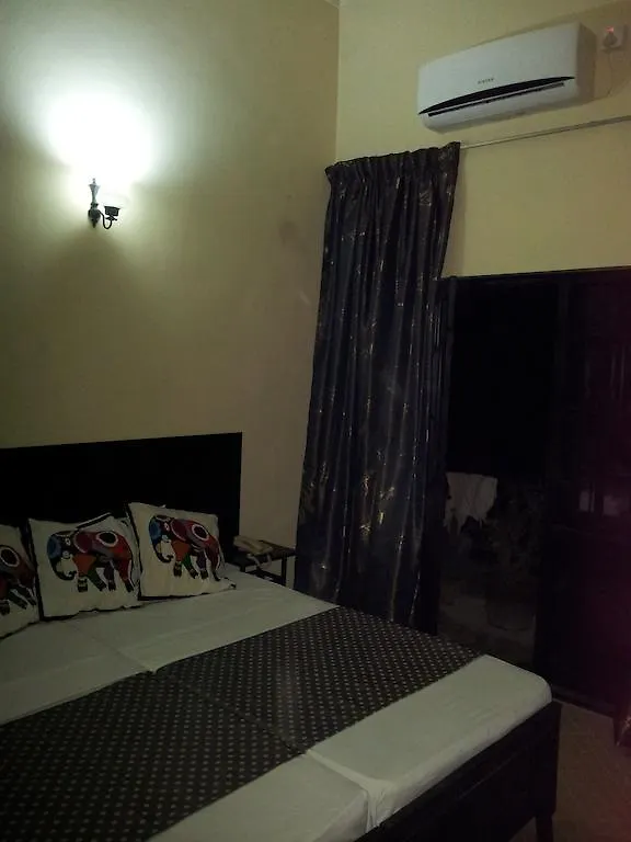 Hotel Senkada Rest Kandy 3*,